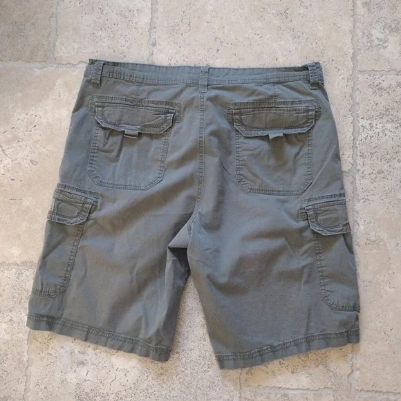 Unionbay Cargo Shorts Men‎ 38 Green Utility Pockets Work Casual Skater Travel - Picture 3 of 8